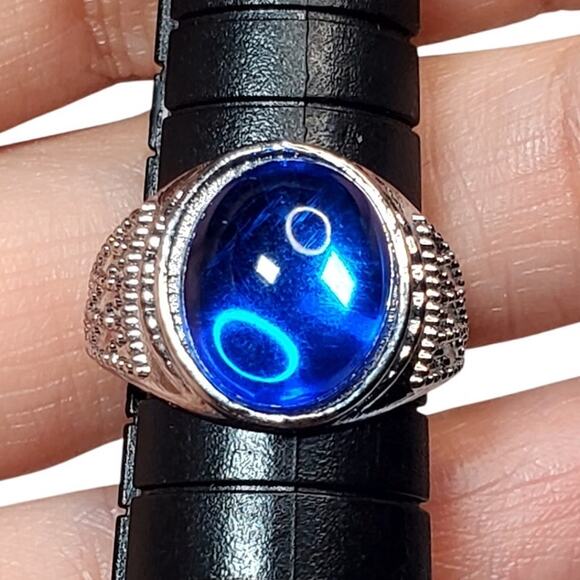 Silver Tone Ring Sz 5 Unsigned Cobalt Blue Cabochon - Picture 1 of 6